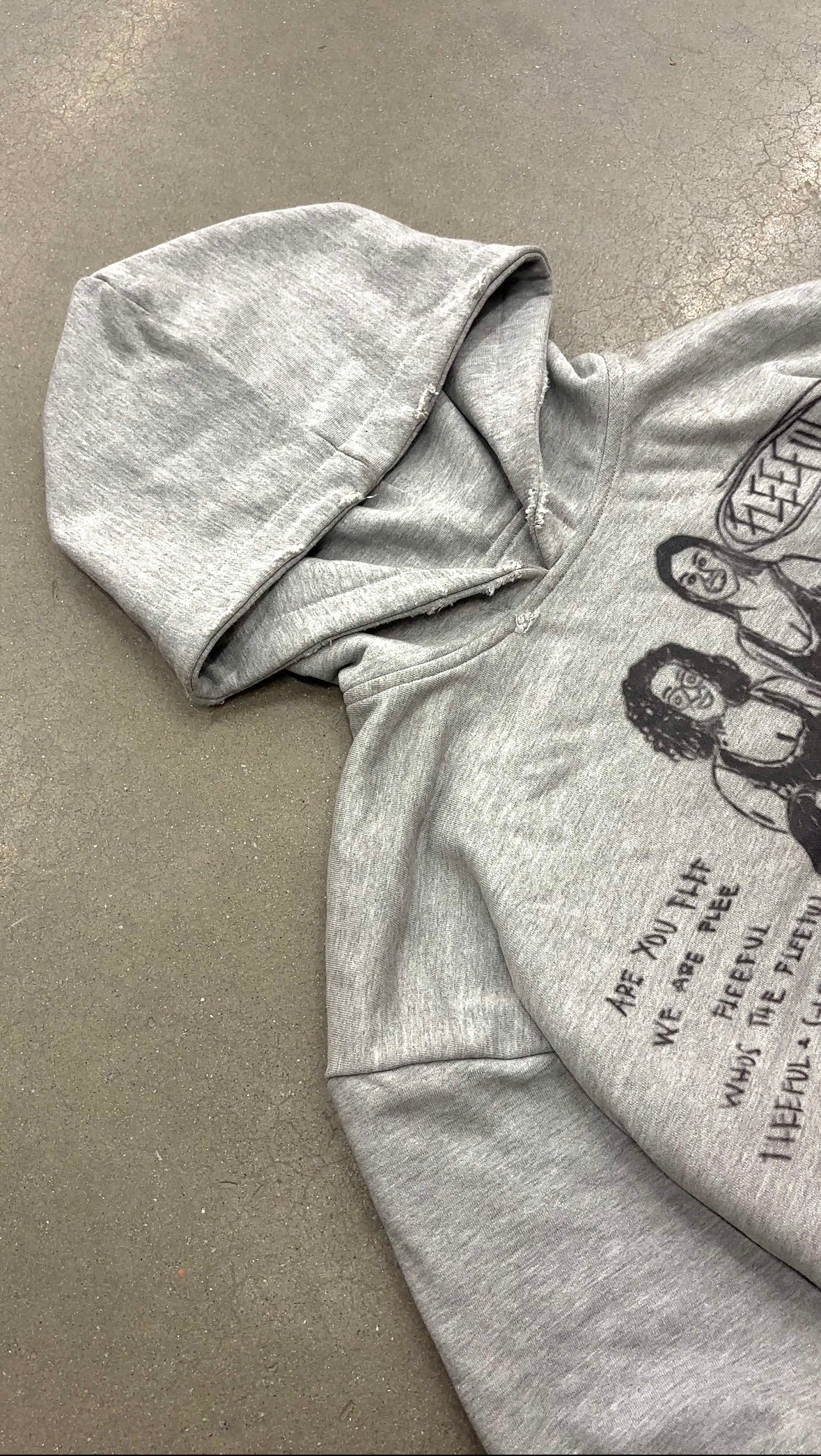 “GIRLS LOVE FLEE” HOODIE