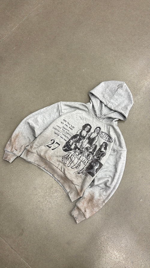 “GIRLS LOVE FLEE” HOODIE